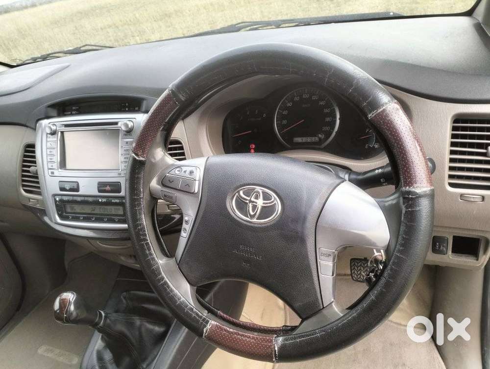 Toyota Innova 2.5 V 7 Str, 2015, Diesel