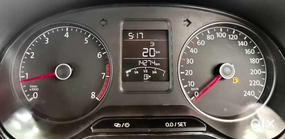 Volkswagen Polo Petrol Highline 1.2l, 2016, Petrol