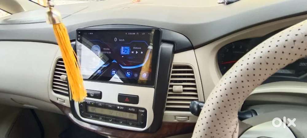 Toyota Innova 2013 Diesel 200000 Km Driven