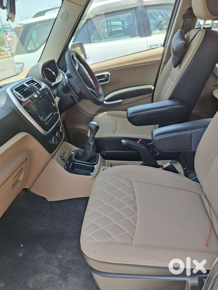 Mahindra Tuv 300 T10 Dual Tone, 2019, Diesel