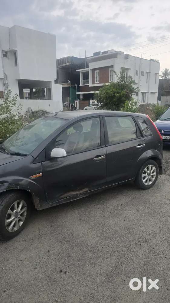 Ford Figo 2012 Diesel 118000 Km Driven