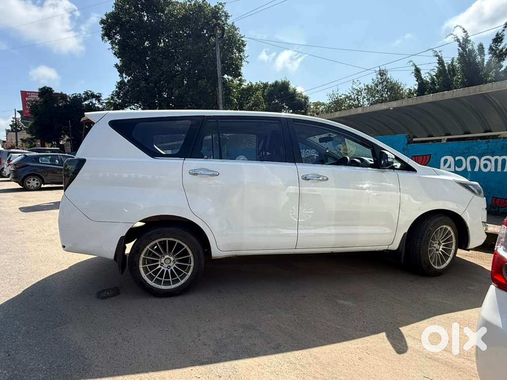 Toyota Innova Crysta 2017 Diesel Manual