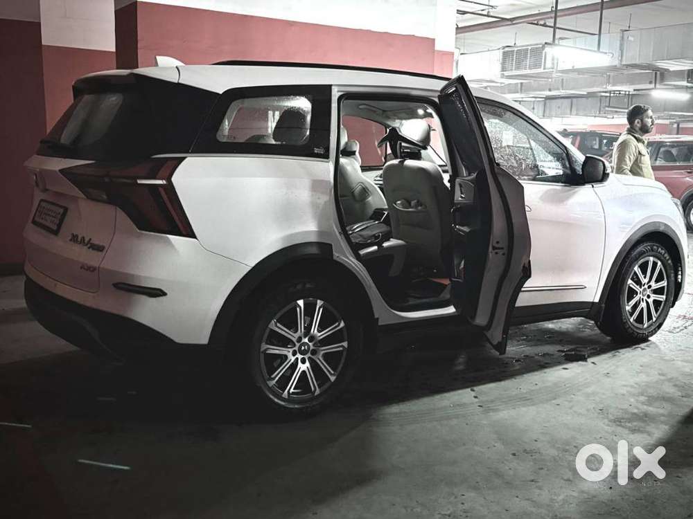 Xuv700 Ax7 Top Model 4 Year Old In (67k Km) 13.5l