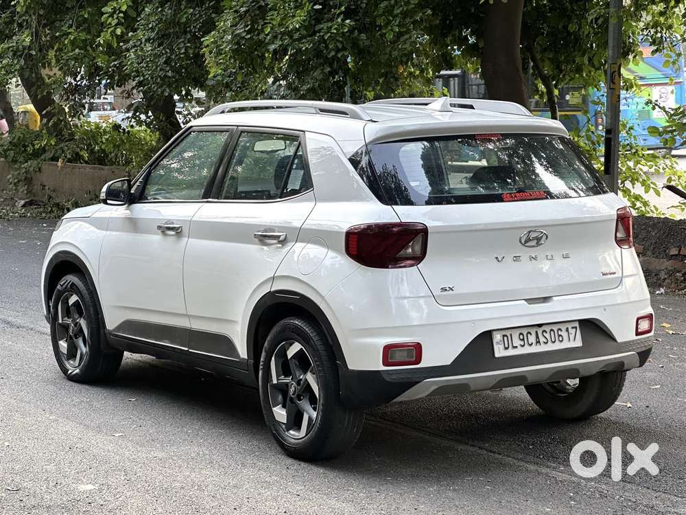 Hyundai Venue 1.0 Sx (o) Turbo Dct, 2019, Petrol