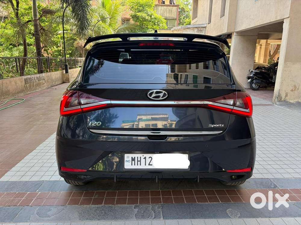 Hyundai I20 Sportz Ivt Petrol 2023 Automatic
