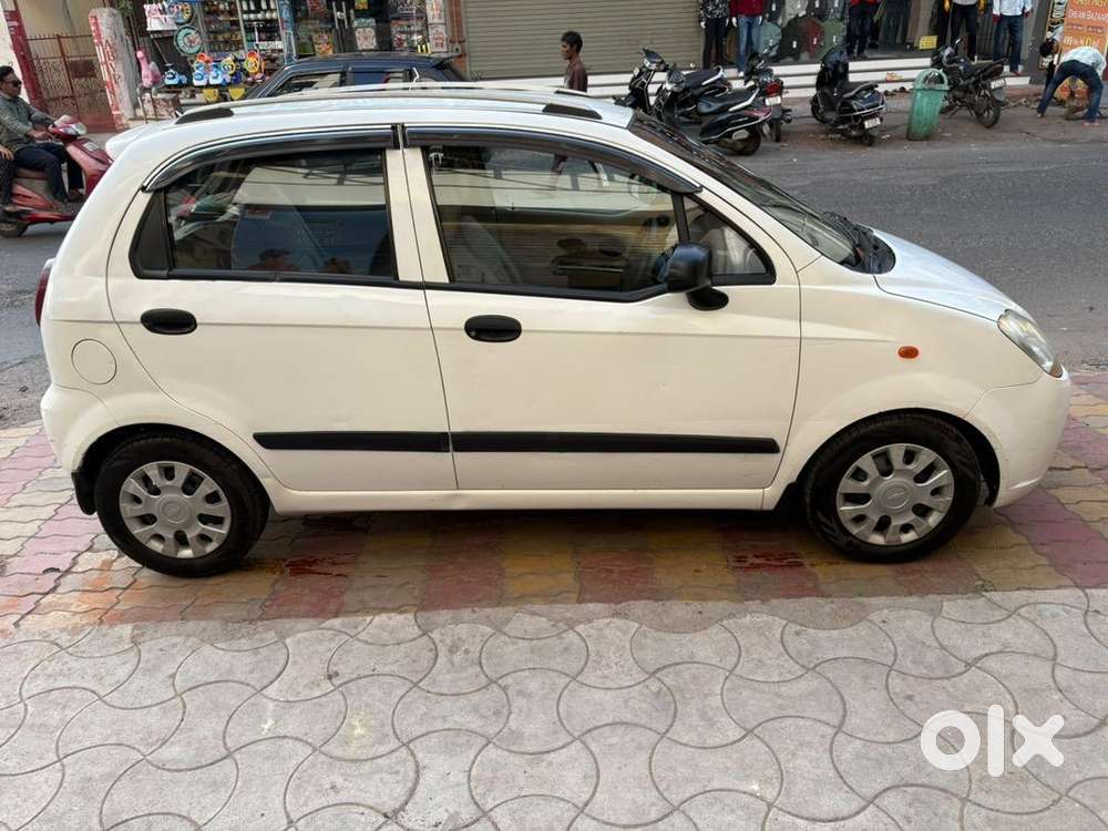 Chevrolet Spark 2011 Petrol 61000 Km Driven