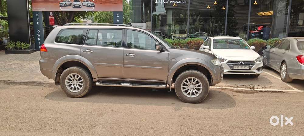 Mitsubishi Pajero Sport 2012