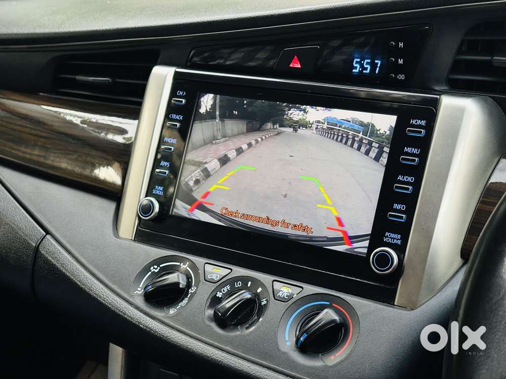 Toyota Innova Crysta [2020-ongoing] 2.4 Gx At 7 Str, 2021, Diesel