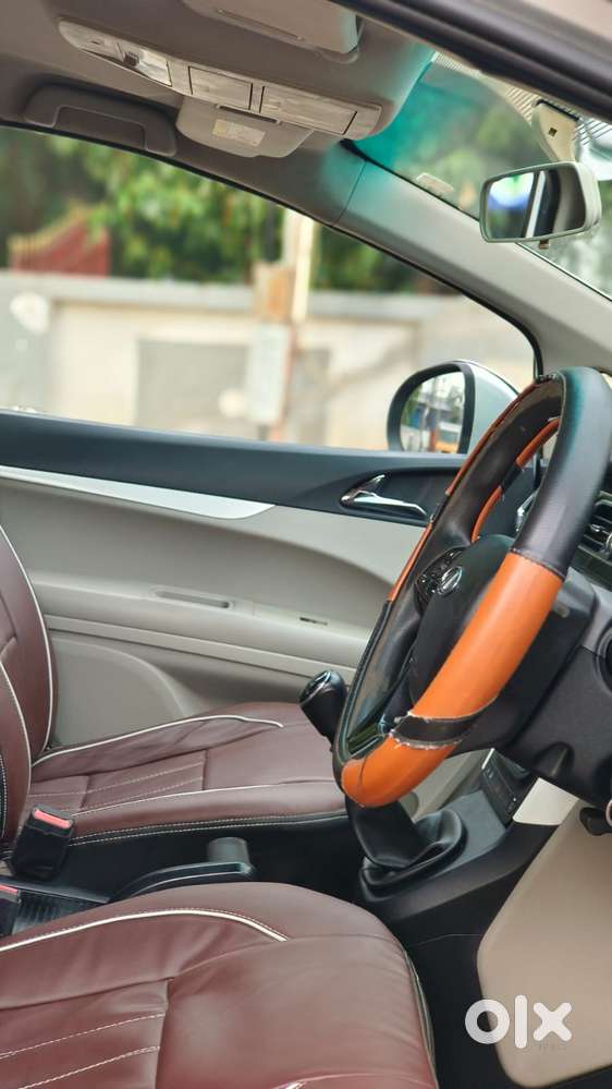 Mahindra Marazzo 1.5 M6 Plus 8 Str, 2021, Diesel