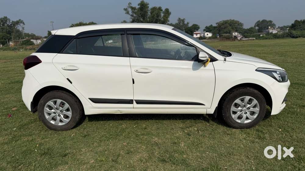 Hyundai I20 2018 Petrol 43697 Km Driven