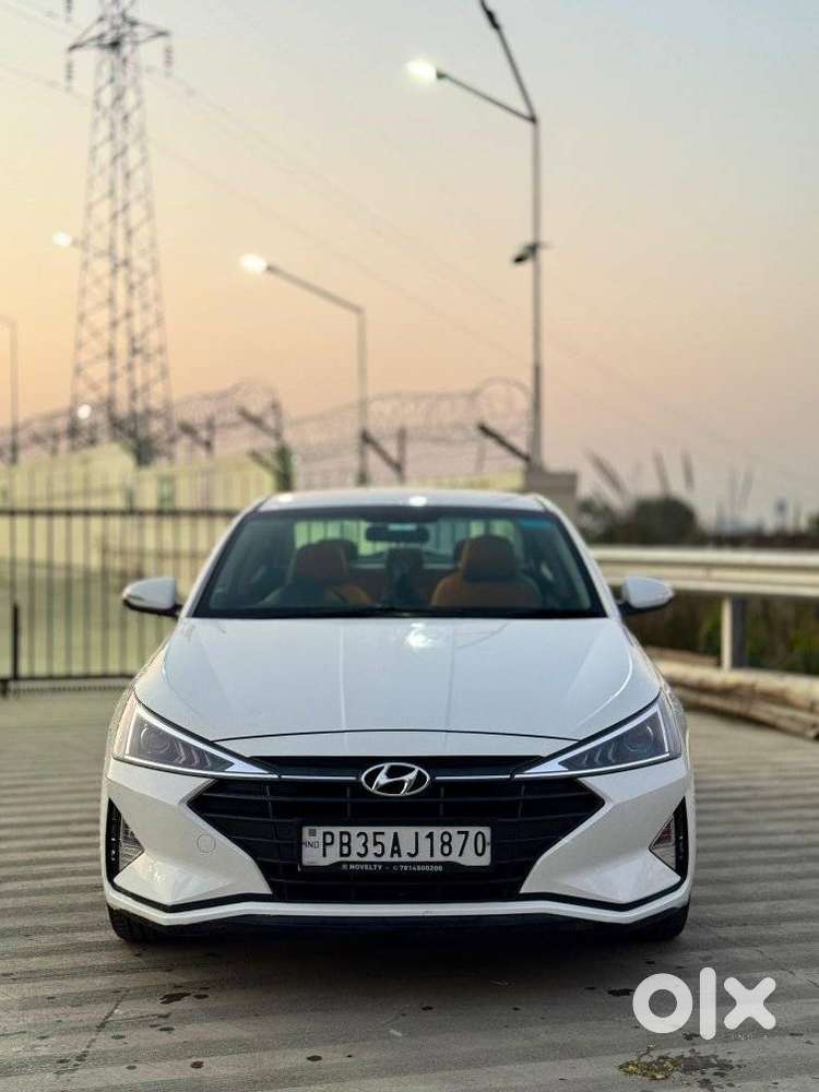 Hyundai Elantra 1.6 S, 2021, Petrol