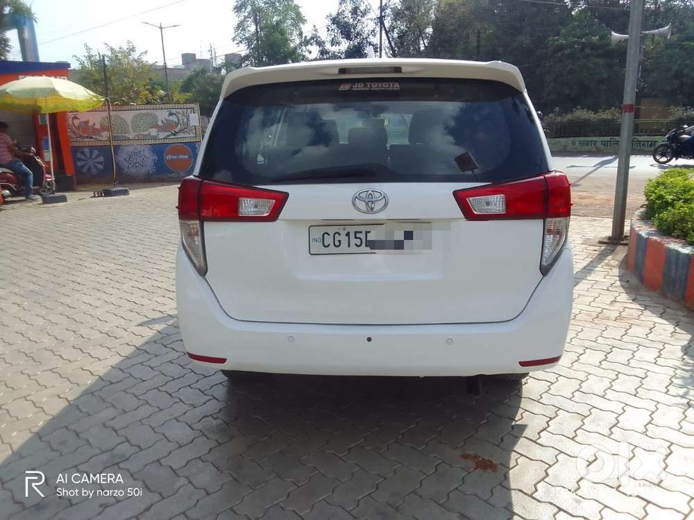 Toyota Innova Crysta 2.4 G Mt, 2018