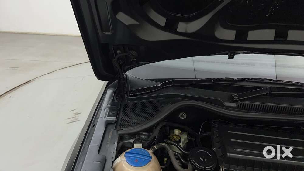 Skoda Rapid 1.6 Mpi At Style, 2017, Petrol