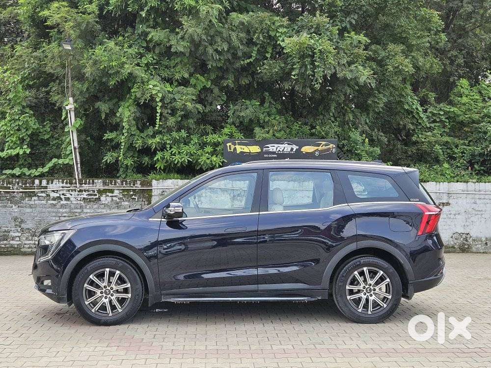 Mahindra Xuv700 2.0 Ax 7 Petrol At Luxury Pack Str, 2023, Petrol