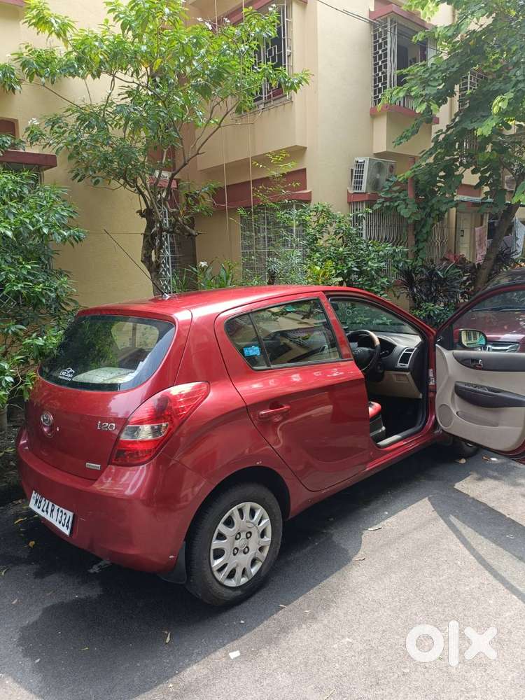Hyundai I20 2011 Petrol Self Driven