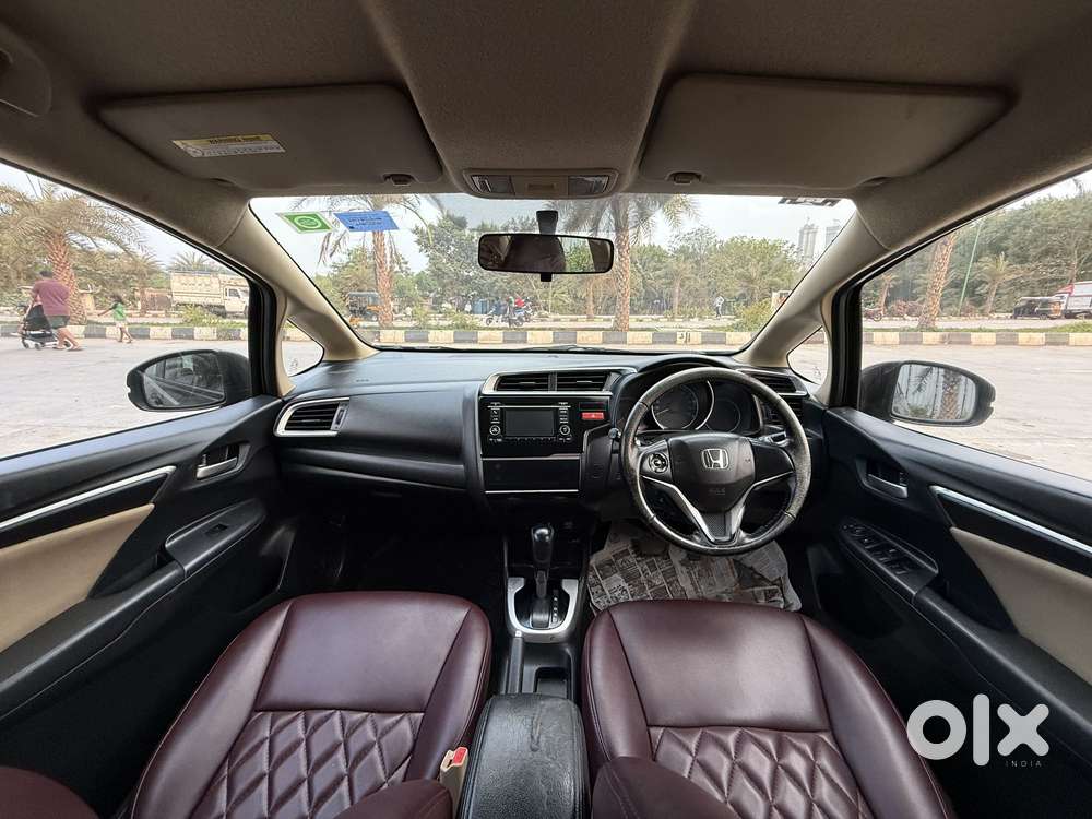 Honda Jazz V Automatic, 2016, Petrol