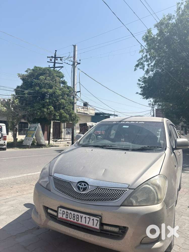 Toyota Innova Diesel 2011