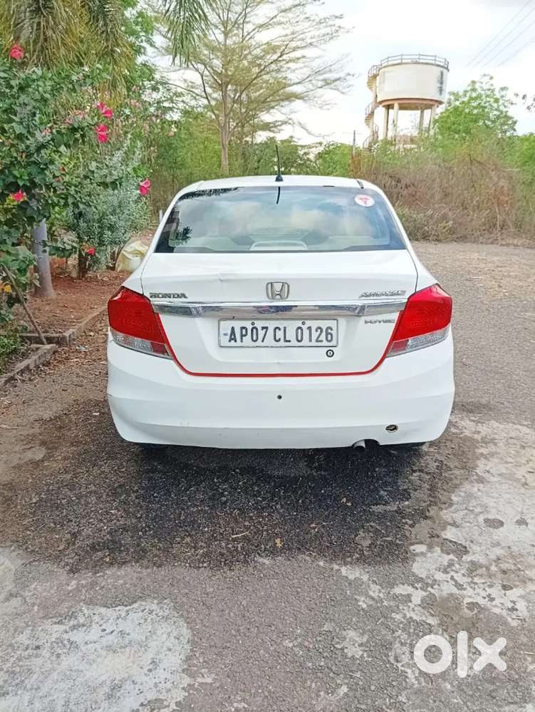 Hond Amaze 2015 Diesel 1.5 Idtec In Full Condition