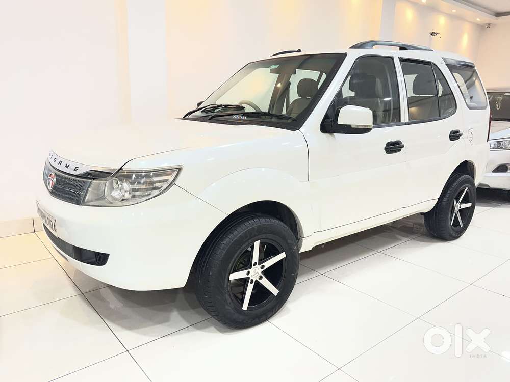 Tata Safari Storme Lx, 2013, Diesel