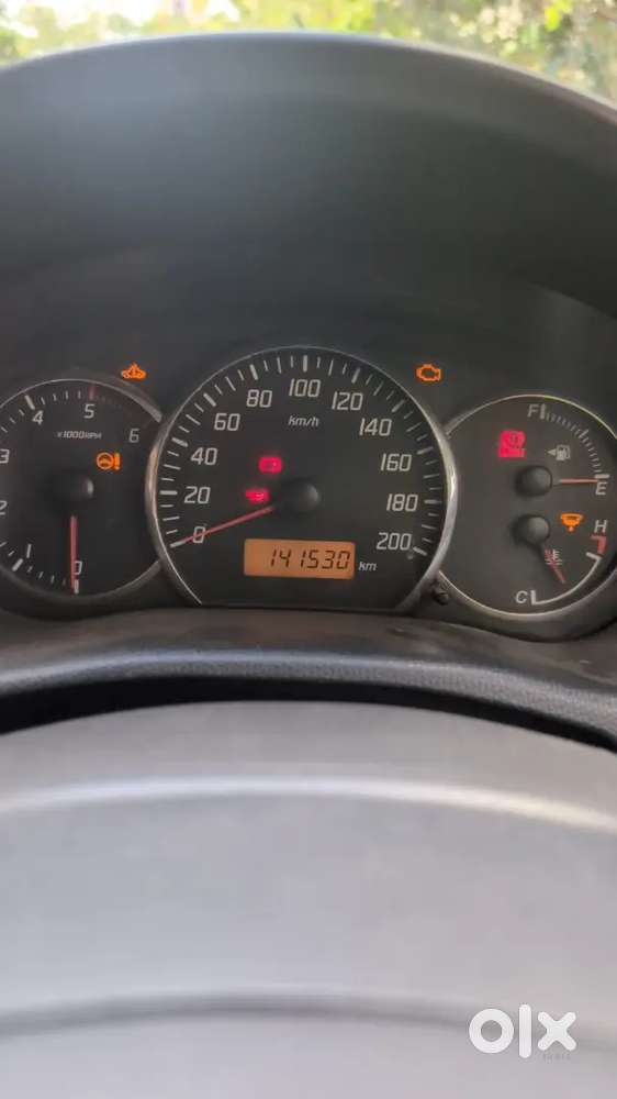 Well Maintained Good Condition Swift Diesel Car