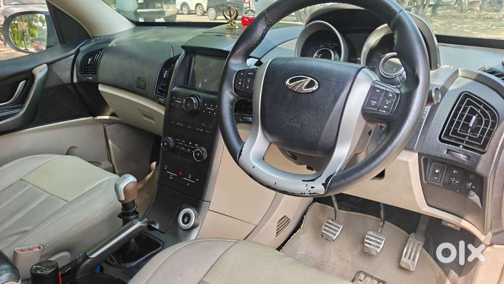 Mahindra Xuv500 2.2 W10, 2016, Diesel