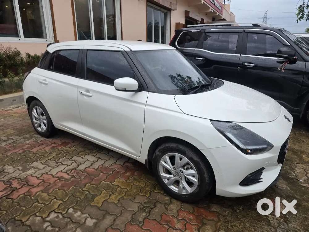 Maruti Suzuki Swift Zxi 2025