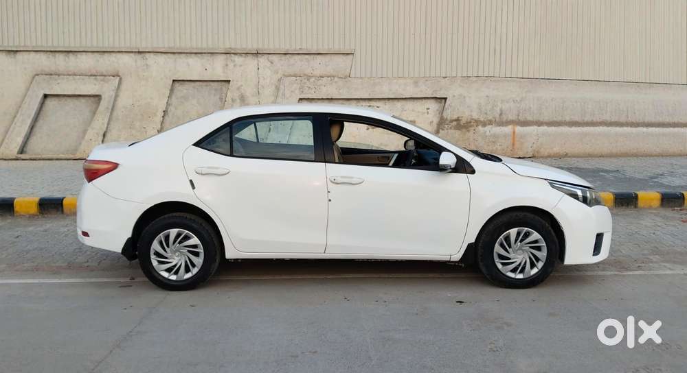 Toyota Corolla Altis 1.8 J, 2016, Diesel