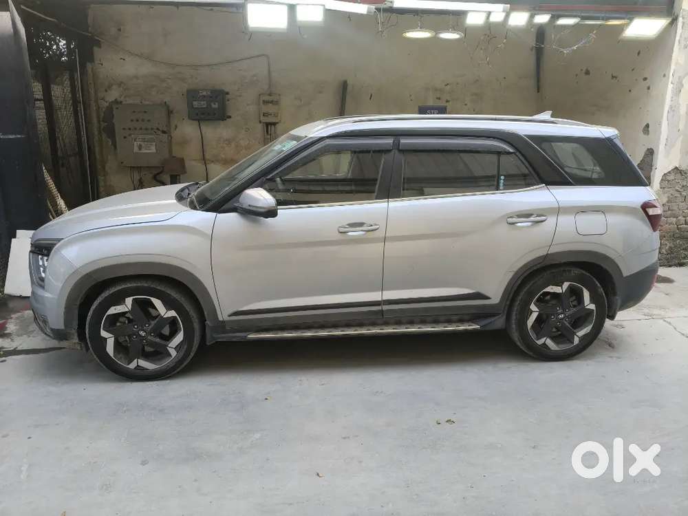 Hyundai Alcazar Signature Diesel 2023