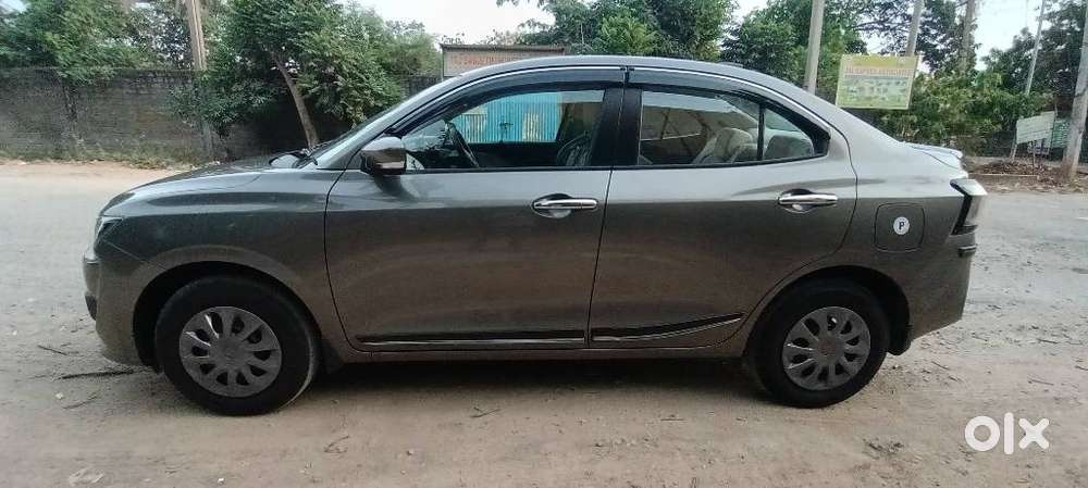 Maruti Suzuki Dzire 1.2 Vxi, 2025, Petrol
