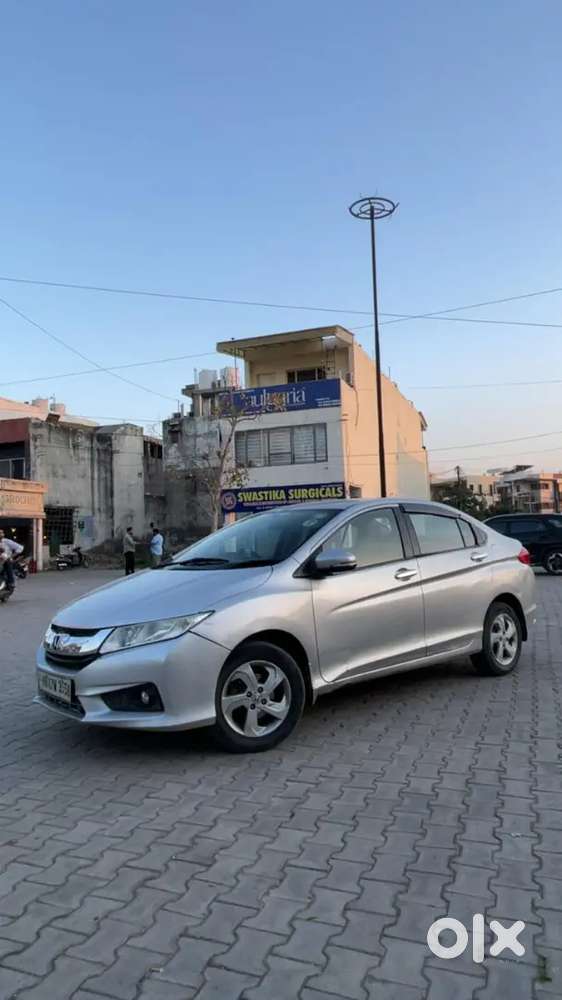 Honda City 1.5 V 2016