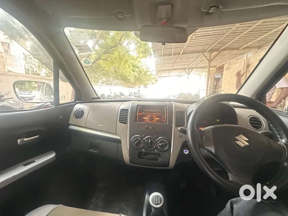 2013 Petrol Manual | 2nd Owner | 95,000 Km | Well Maintained