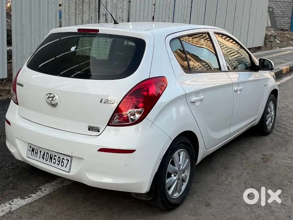 Hyundai I20
2012
Sportz 1.2 
Petrol + Cng
1st Owner
Only 77000/- Km