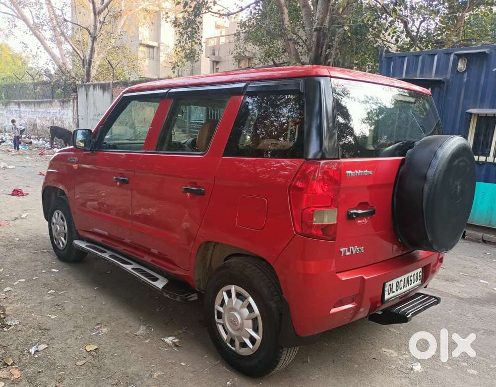 Mahindra Tuv 300