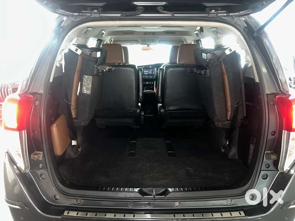 Toyota Innova Crysta 2.4 Gx Limited Edition At 7 Str, 2020, Diesel