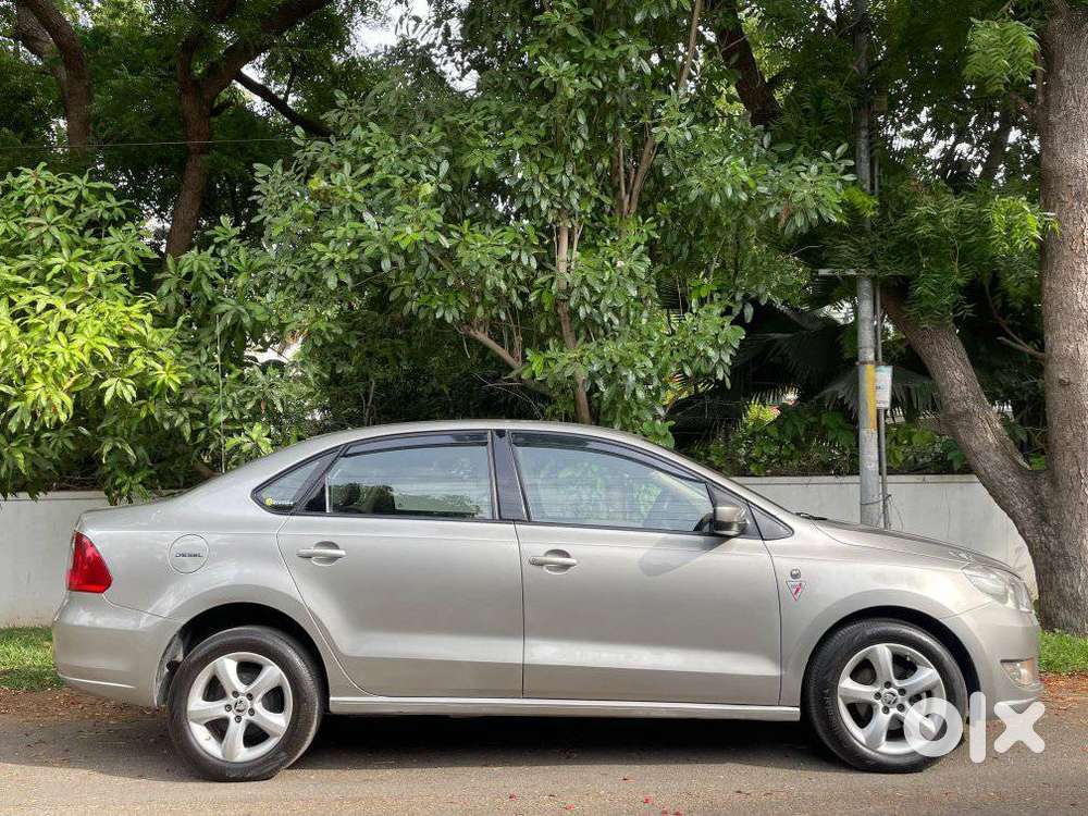 Skoda Rapid 1.5 Tdi Ambition Plus, 2015, Diesel
