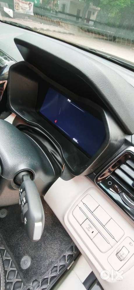 Mahindra Xuv 3xo Ax5 Pm Mt, 2024, Petrol