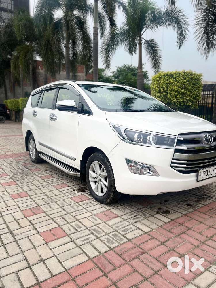 Toyota Innova Crysta [2020-ongoing] 2.4 Vx 8 Str, 2020, Diesel