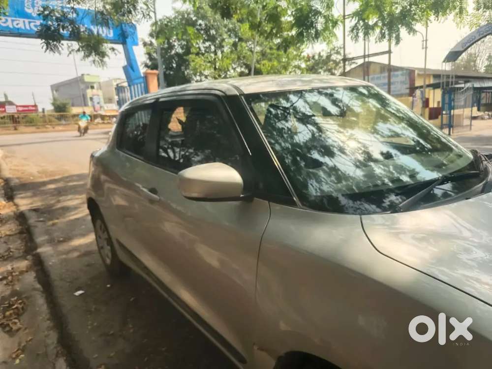 Maruti Suzuki Swift 2022 Petrol 76000 Km Driven