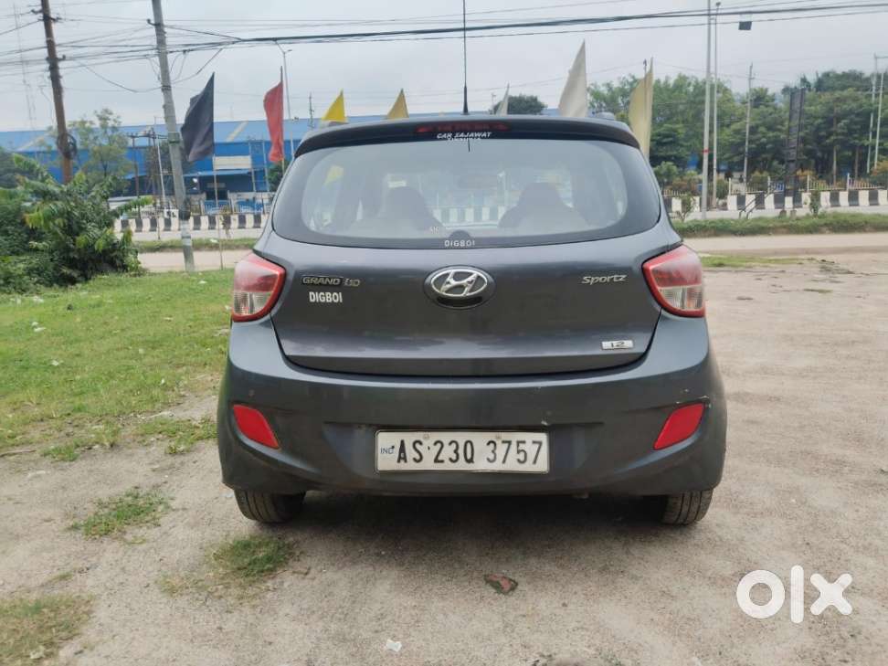 Hyundai Grand I10 Sportz, 2016, Petrol