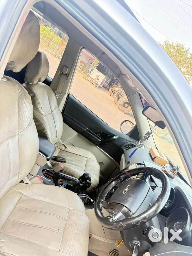 Mahindra Xuv500 2016 Diesel 97000 Km Driven