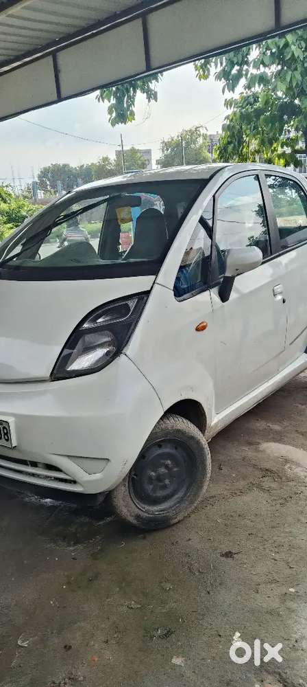 Tata Nano Petrol 2012 Car
