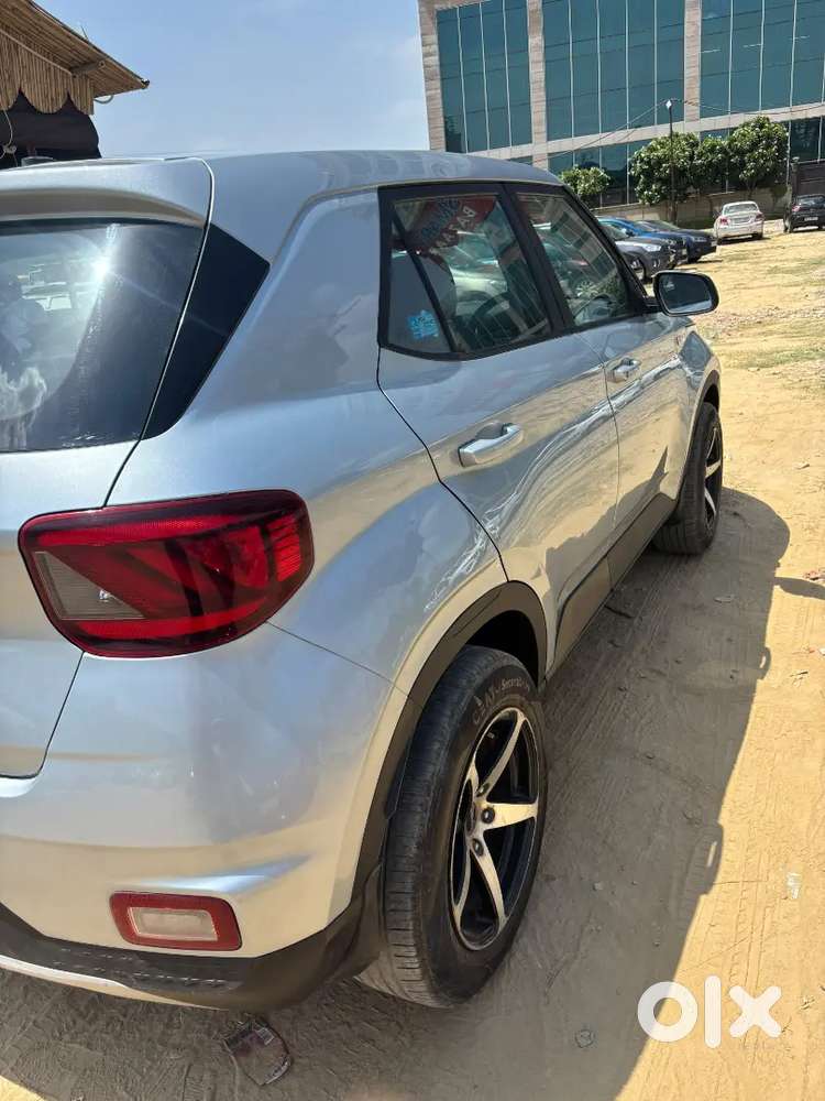Hyundai Venue Diesel 2020 Car