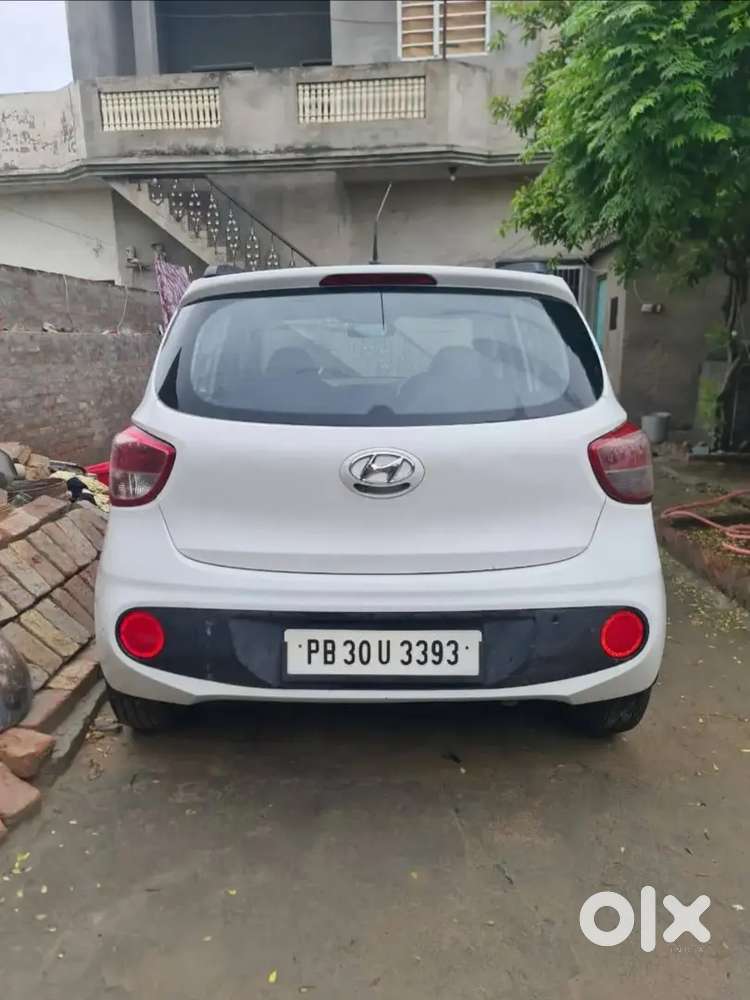 Hyundai Grand I10 2017 Diesel Well Maintained