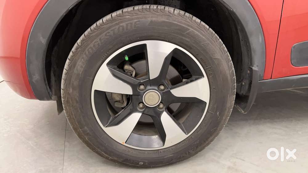 Tata Nexon 1.2 Revotron Xz Plus, 2019, Petrol