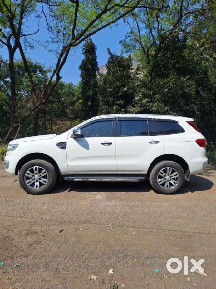 Ford Endeavour 3.2 Titanium At 4x4, 2012, Diesel