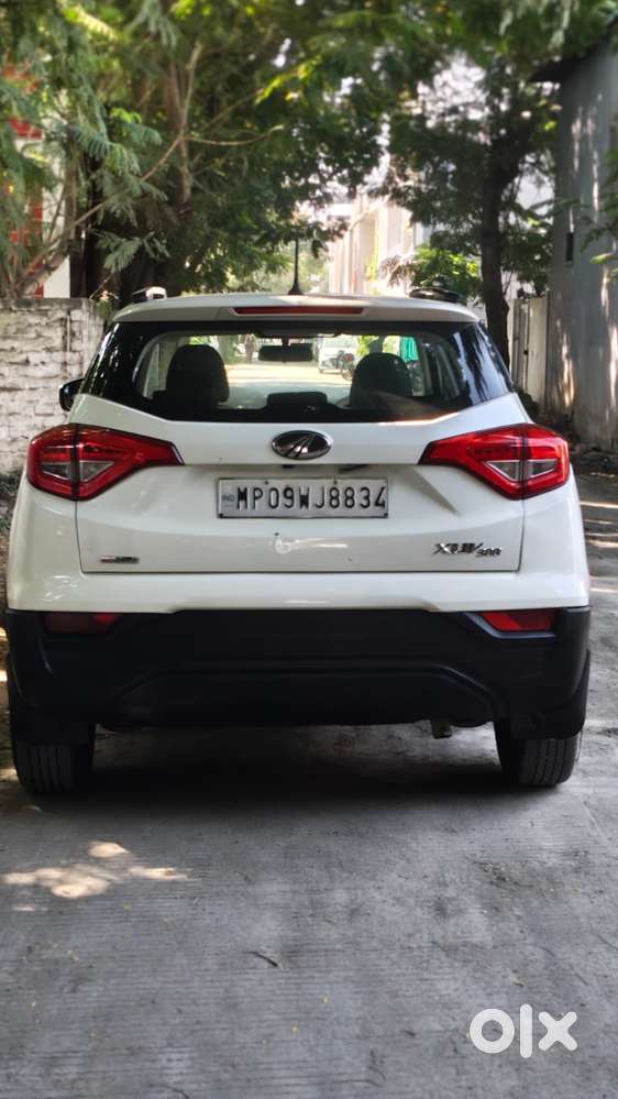 Mahindra Xuv300 W6 Amt Diesel, 2022, Diesel
