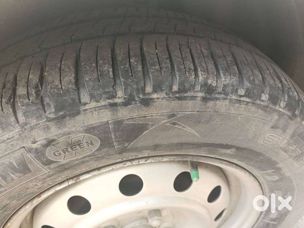 Maruti Suzuki Ritz Lxi, 2009, Petrol