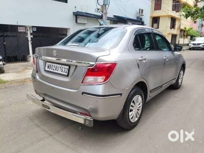 Maruti Suzuki Dzire 1.2 Vxi, 2023, Petrol