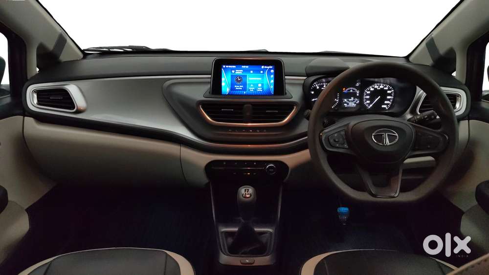 Tata Altroz 1.2 Xt, 2022, Petrol