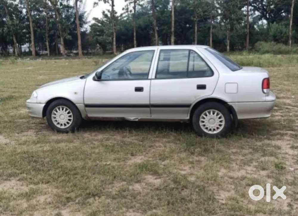Maruti Suzuki Esteem 2004